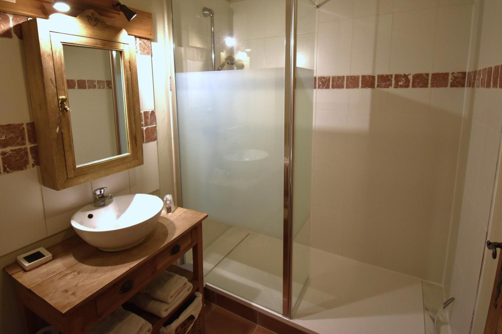 Le Bourg-dʼOisans La Cle Des Bois Bed & Breakfast エクステリア 写真