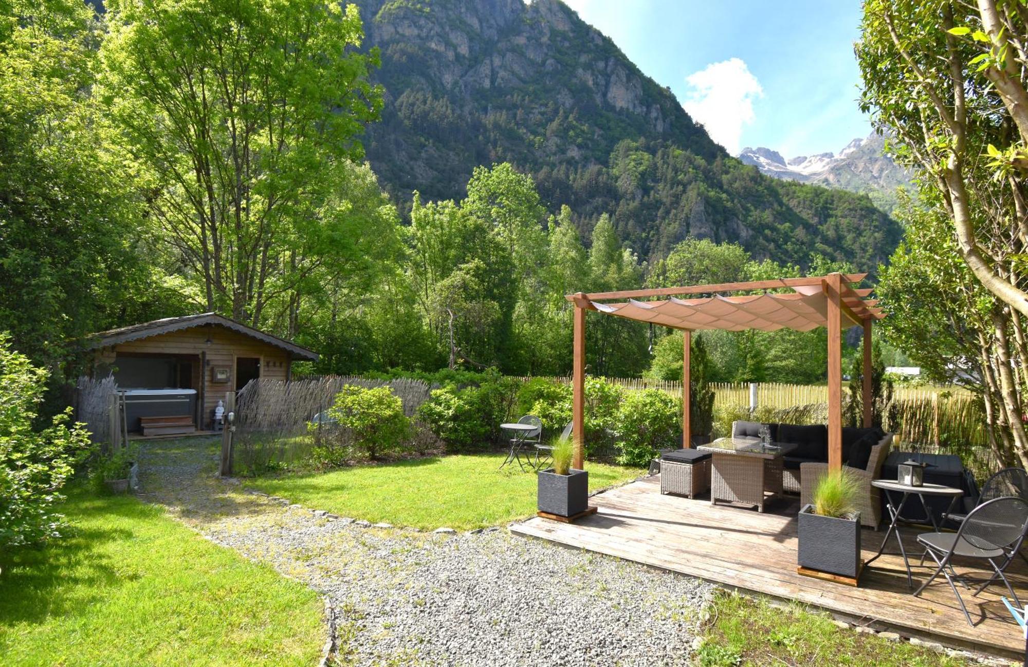 Le Bourg-dʼOisans La Cle Des Bois Bed & Breakfast エクステリア 写真