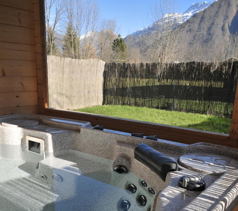 Le Bourg-dʼOisans La Cle Des Bois Bed & Breakfast エクステリア 写真